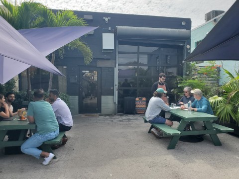 Outside Seating at Rosie's in MIami