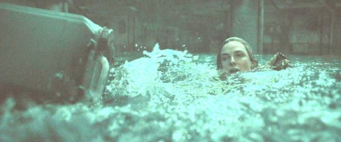 Jules falling and in the water in Season 2 Episode 1