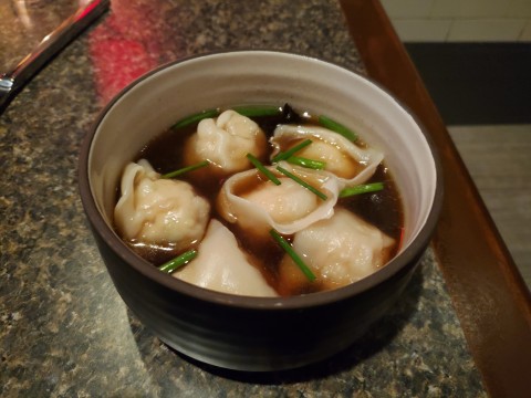 Wonton in Brodo at Zitz Sum